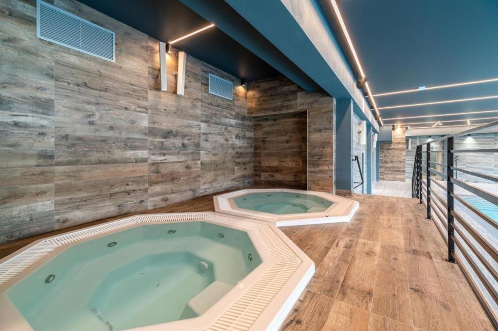 Al-dom Kasprowicza 407 Z Basenem , Sauna , Jacuzzi I Silownia * Kolberg